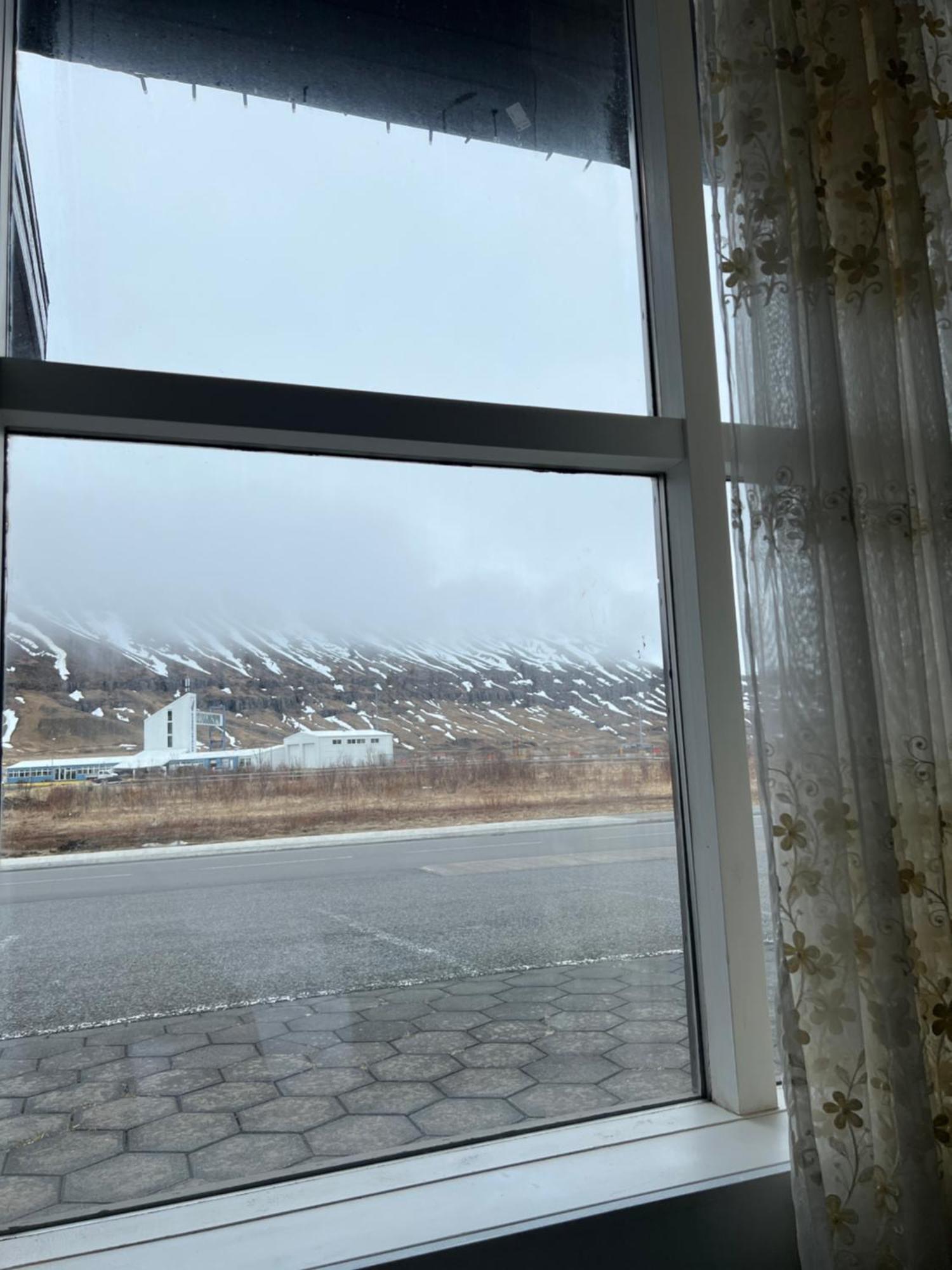 Media Luna Guesthouse Seyðisfjörður Extérieur photo