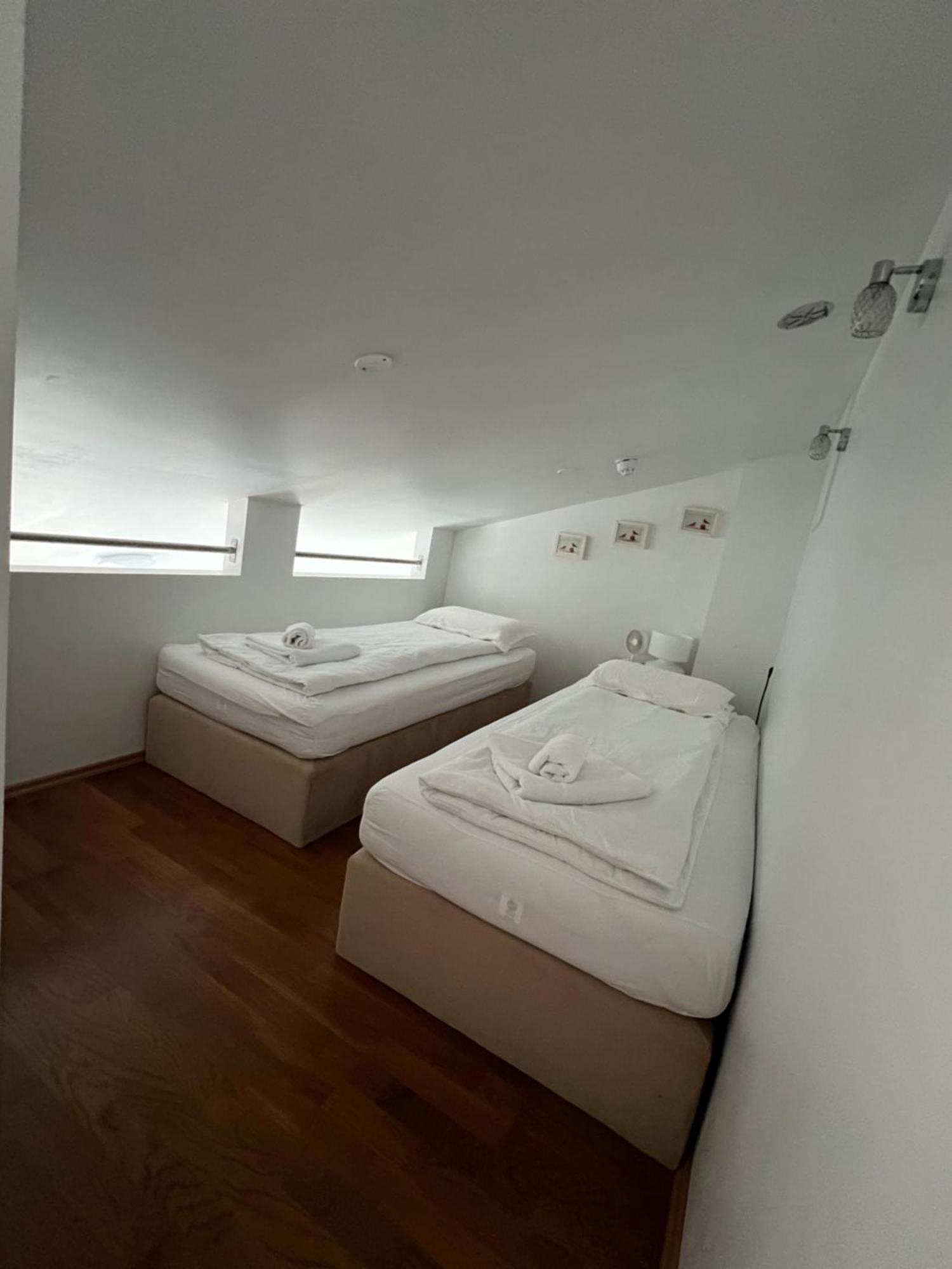 Media Luna Guesthouse Seyðisfjörður Extérieur photo