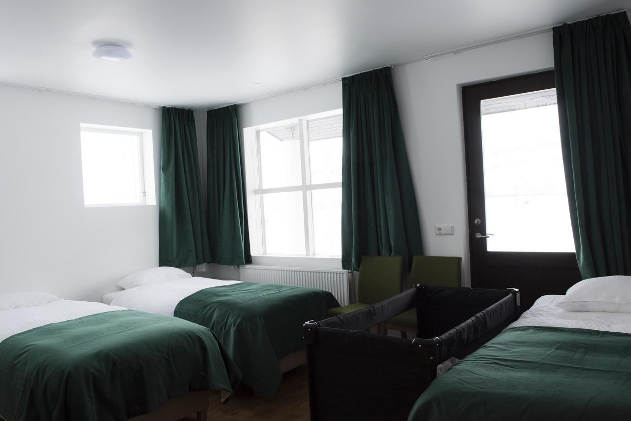 Media Luna Guesthouse Seyðisfjörður Extérieur photo